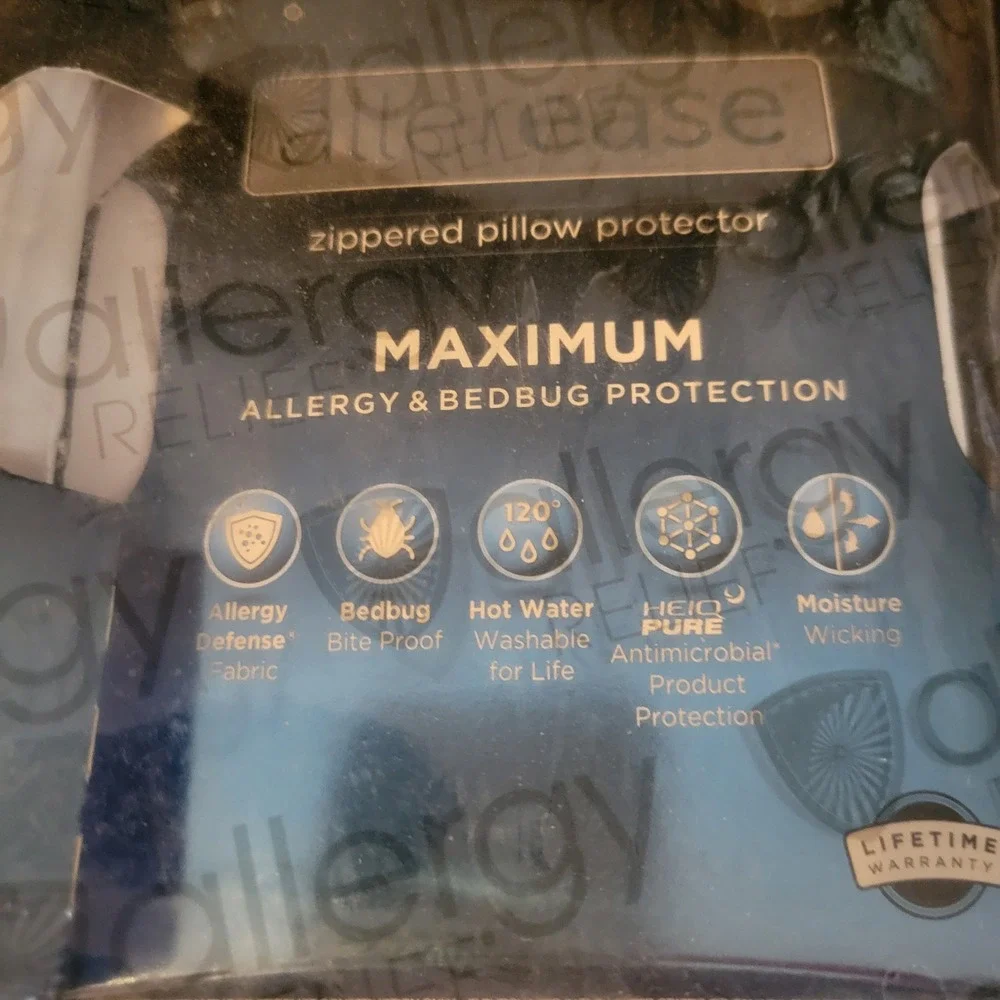 Allerease Maximum Zippered Pillow Protectors 2 Pack Standard Queen White New - Picture 2 of 3